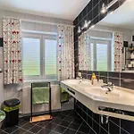 Haus Ursula بيت ضيافة 3*