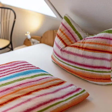 Haus Ursula בית הארחה